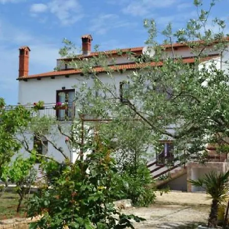 Mihael - 4 Persons Guest house Vodnjan